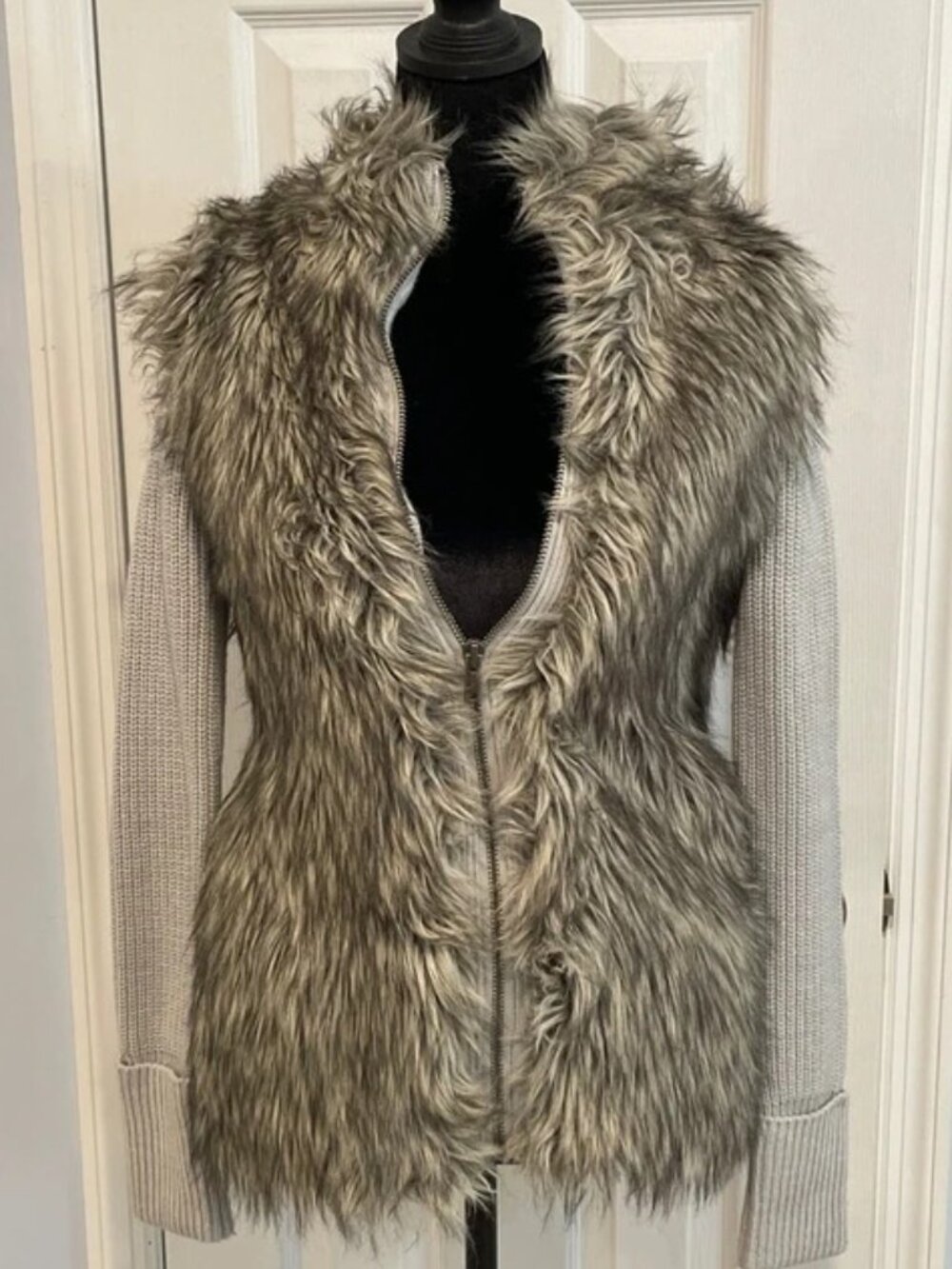 Express Women’s Gray Faux Fur Knit Sleeve Jacket Cardigan S